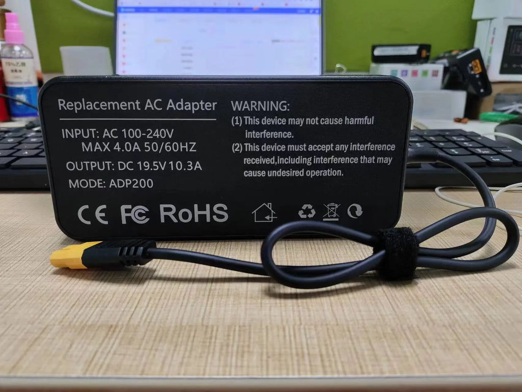 ToolkitRC ADP200 AC Power Adapter 200W Power Supply XT60 Plug Output