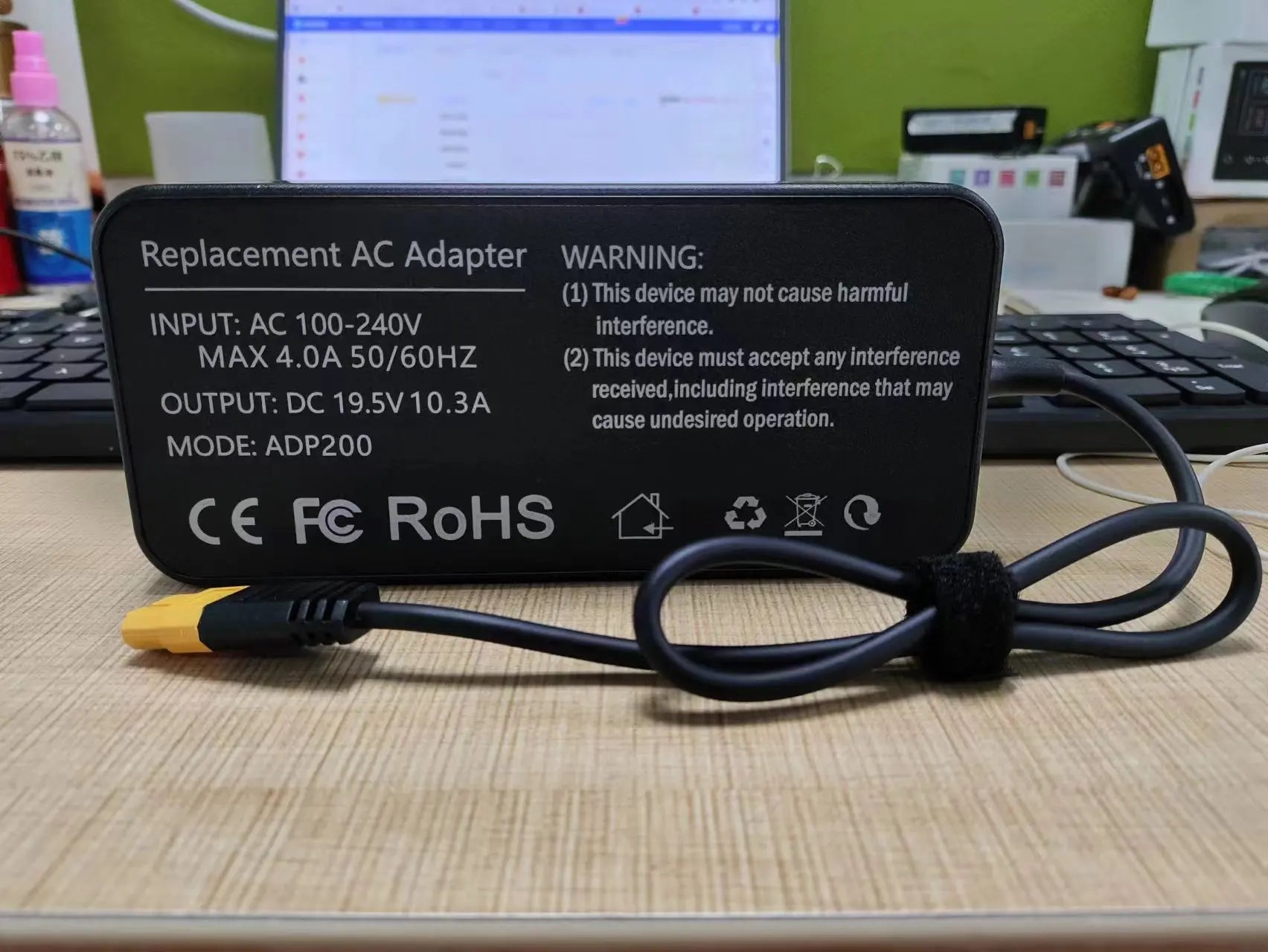 ToolkitRC ADP200 AC Power Adapter 200W Power Supply XT60 Plug Output